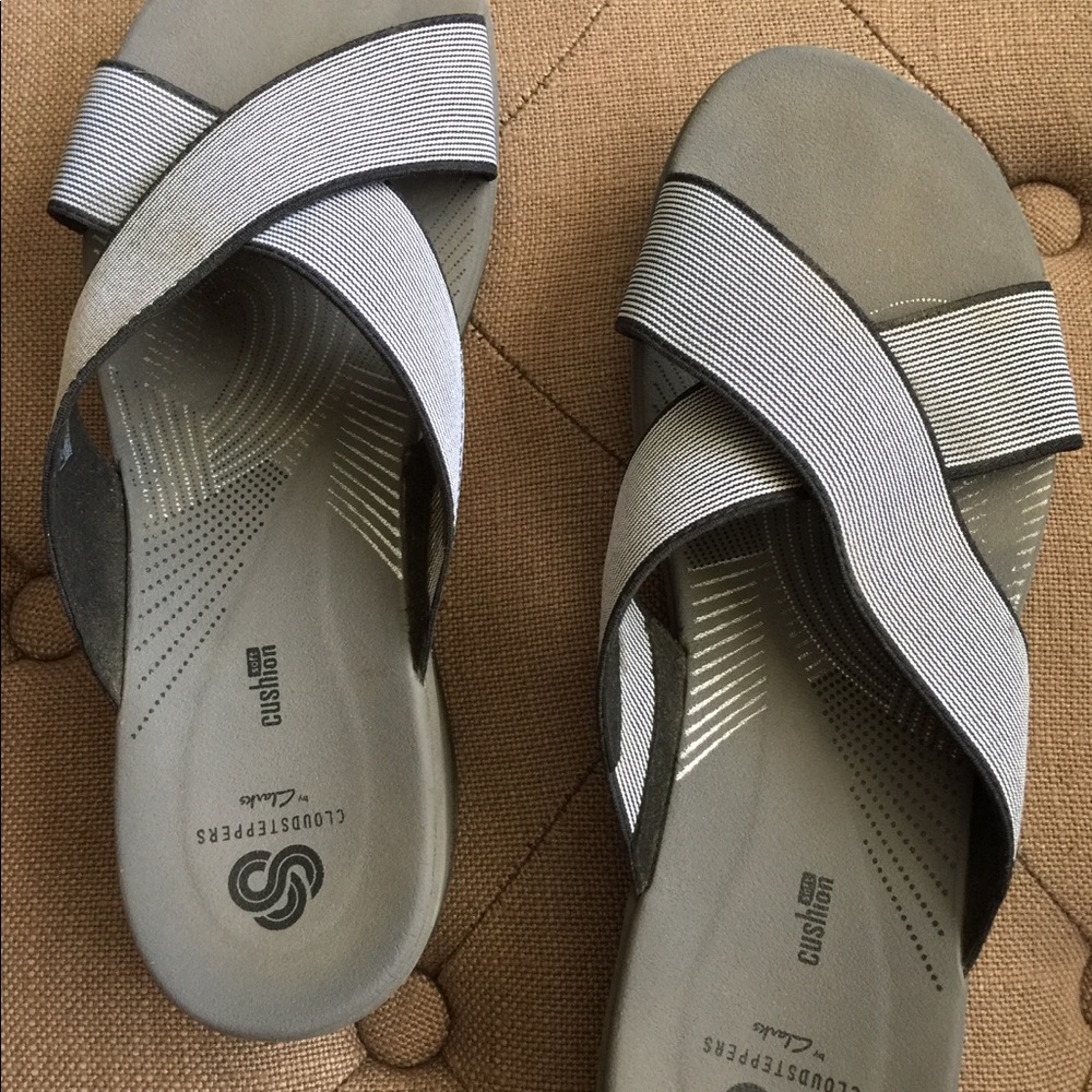 Clark’s navy sandals